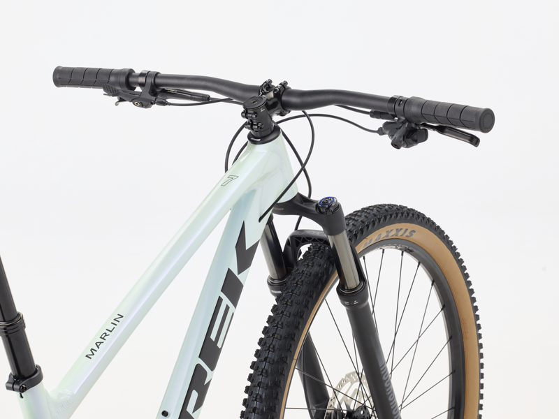 Trek Marlin 7 Mountain Bike in Magic Mint-2
